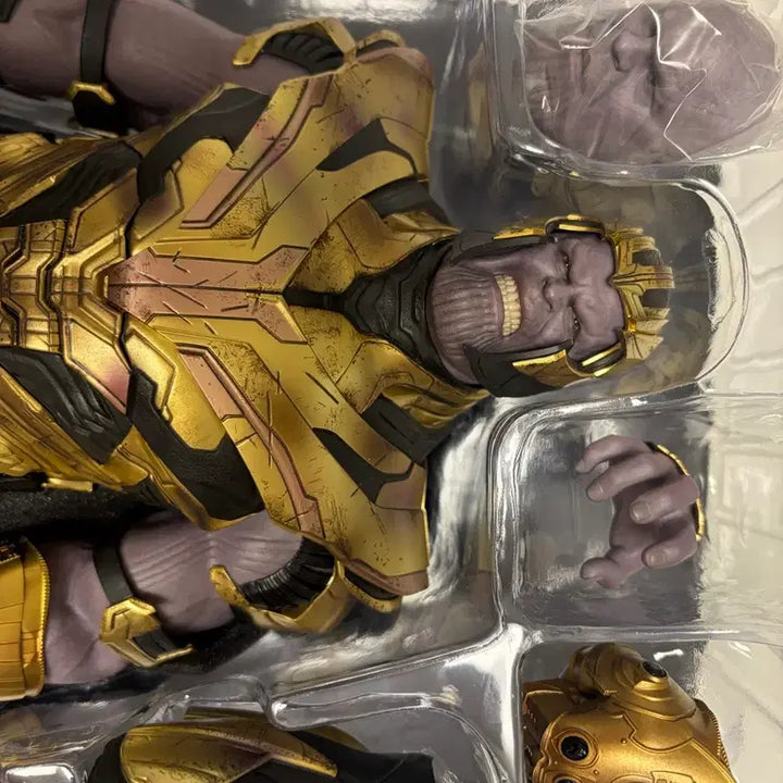 [SOLD OUT] 핫토이 무배) 엔드게임 타노스 1/6 판매