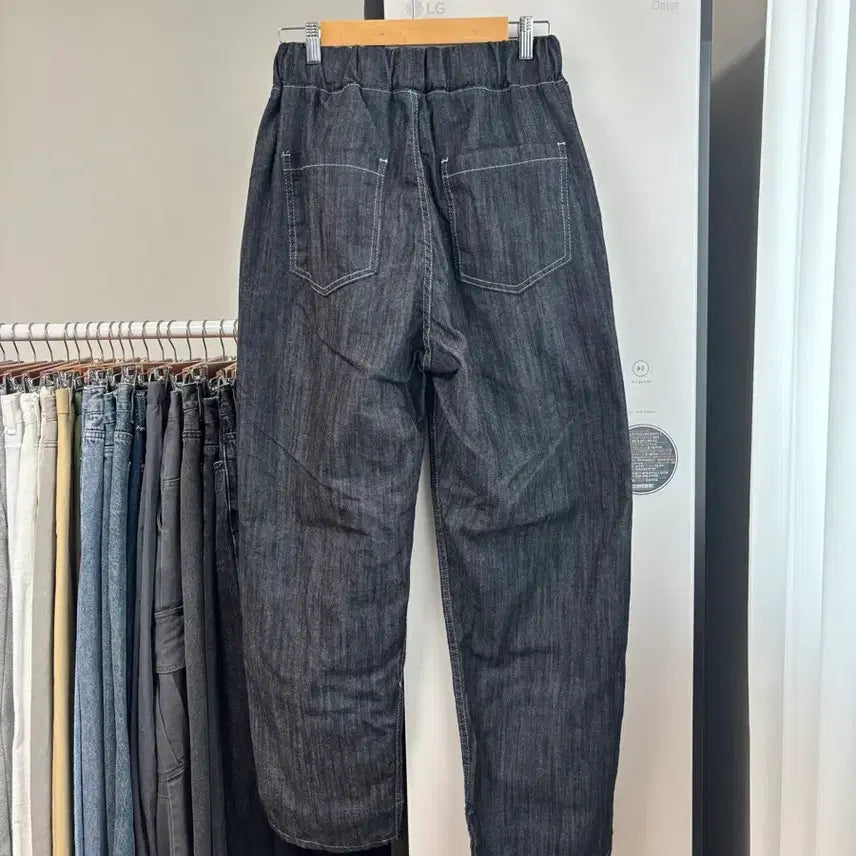 [SOLD OUT] 린넨 흑청바지