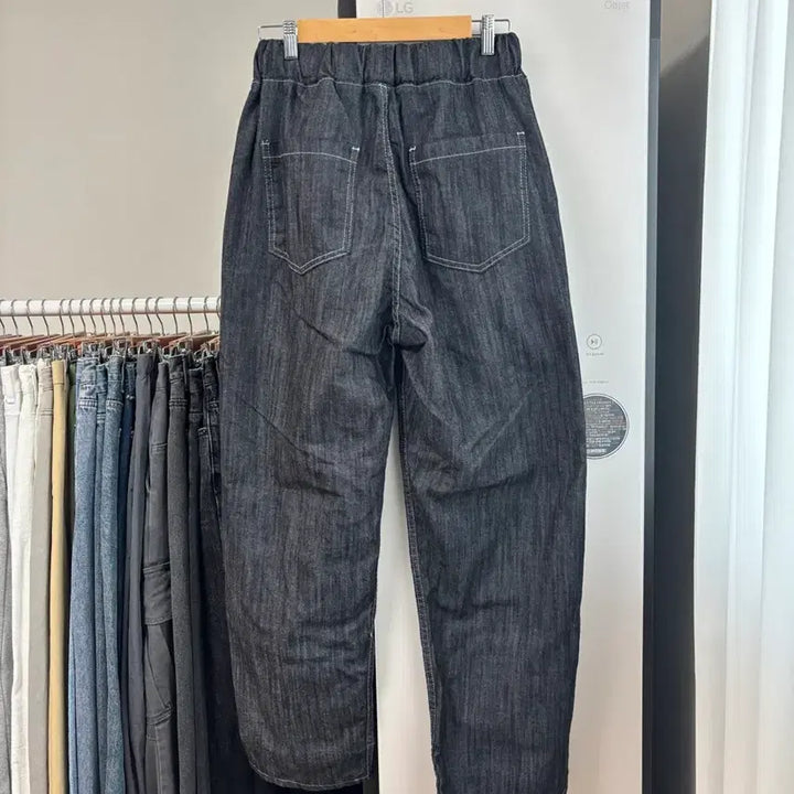[SOLD OUT] 린넨 흑청바지