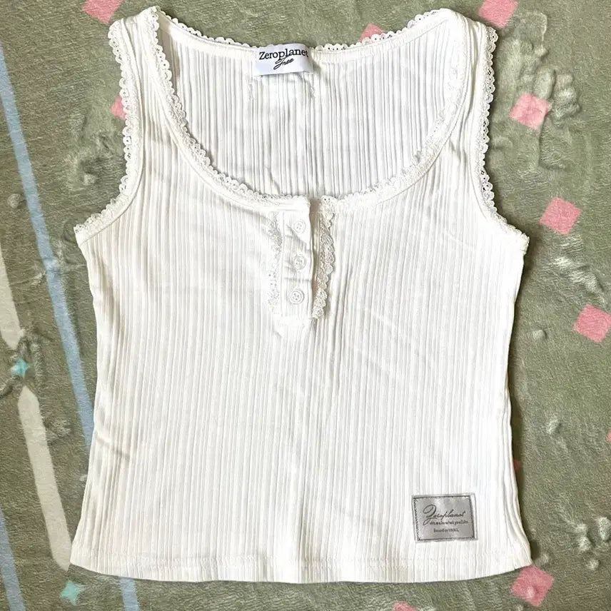 [BUNJANG] Zeroplanet Kelsey Button Sleeveless Top / [닝닝, 아현 착용]제로플래닛 켈시 버튼 슬리브리스 white