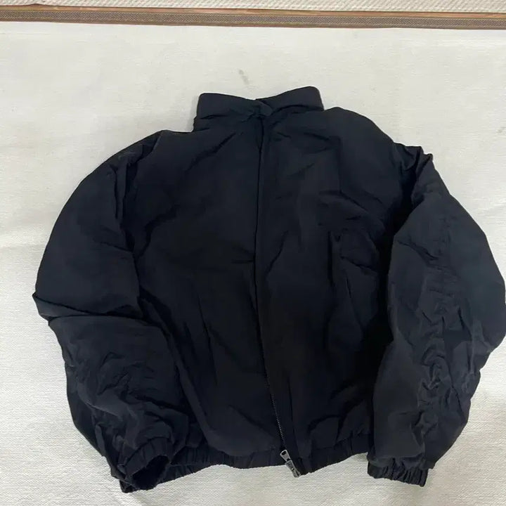 [SOLD OUT] 쿠어 테일 드로스트링 윈드브레이커 블랙