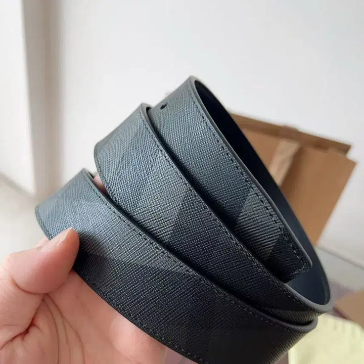 [SOLD OUT] 버버리 패션 캐주얼 남성 벨트 95 너비 3.5cm
