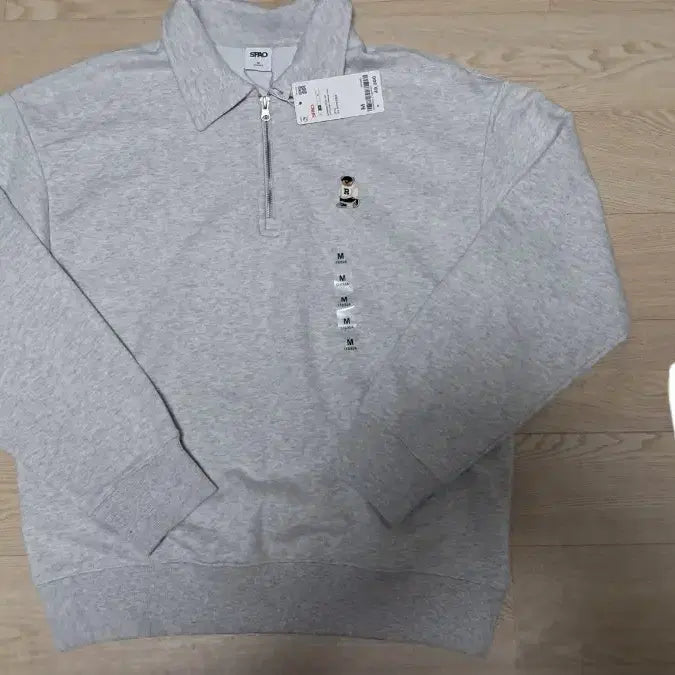 [BUNJANG] Spao Half Zip-Up T-Shirt / 스파오 반집업티 팝니다