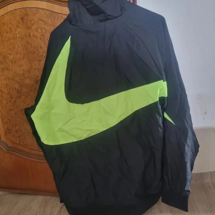 [BUNJANG] Nike Big Swoosh Windbreaker Jacket / 새상품급) 나이키빅스우시바람막이자켓.   L/XL