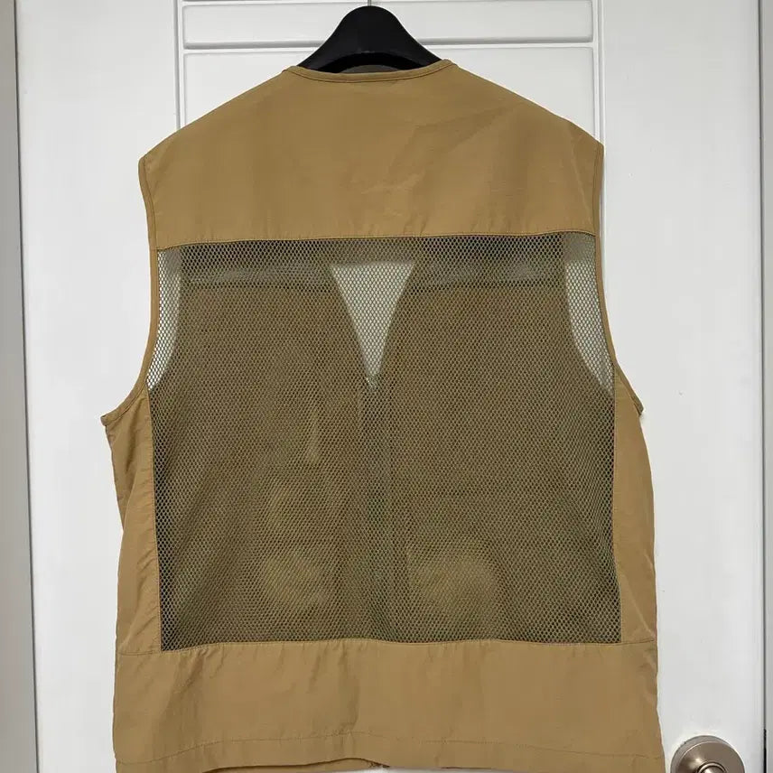 [SOLD OUT] NEPA 베이지색 메쉬 조끼 100사이즈 등산 캠핑 아웃도어