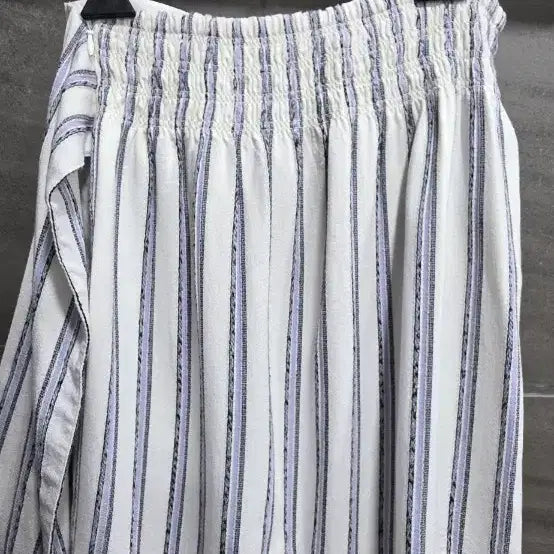 [BUNJANG] CLUB MONACO Striped Wrap Skirt / 새상품] CLUB MONACO 클럽모나코 , 벨트  스트라이프 랩스커트