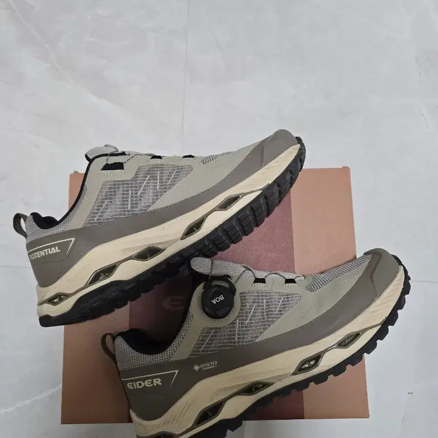 [BUNJANG] EIDER Gore-Tex Hiking Boots Ivory / 275 아이더 등산화 트레킹화 고어텍스 보아 아이보리