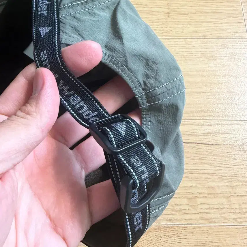 [BUNJANG] and wander JQ TAPE Cap Khaki (Original Model) / 앤드원더 JQ TAPE 캡 모자 카키 (초창기 모델)