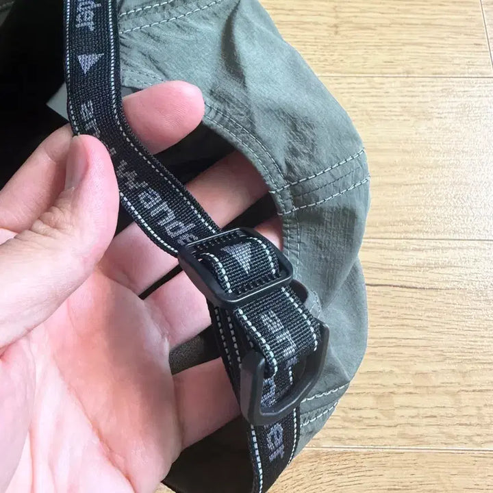 [BUNJANG] and wander JQ TAPE Cap Khaki (Original Model) / 앤드원더 JQ TAPE 캡 모자 카키 (초창기 모델)