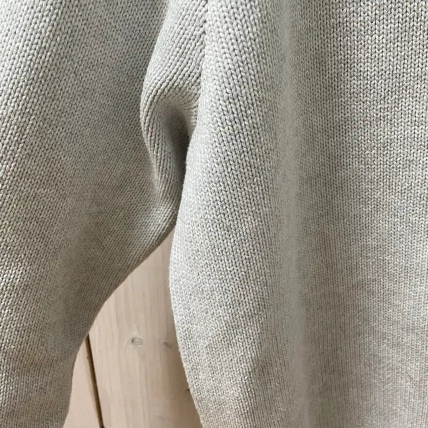 [BUNJANG] Brandy Melville One Shoulder Oversized Sweater / 브랜디멜빌 원숄더 오버핏 스웨터 그레이