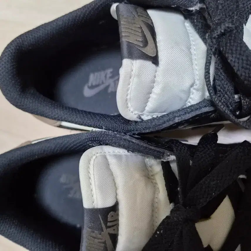 [BUNJANG] Nike Air Jordan 1 Low Mocha (GS) 240 / 나이키 에어 조던1 로우 모카 (GS) 240