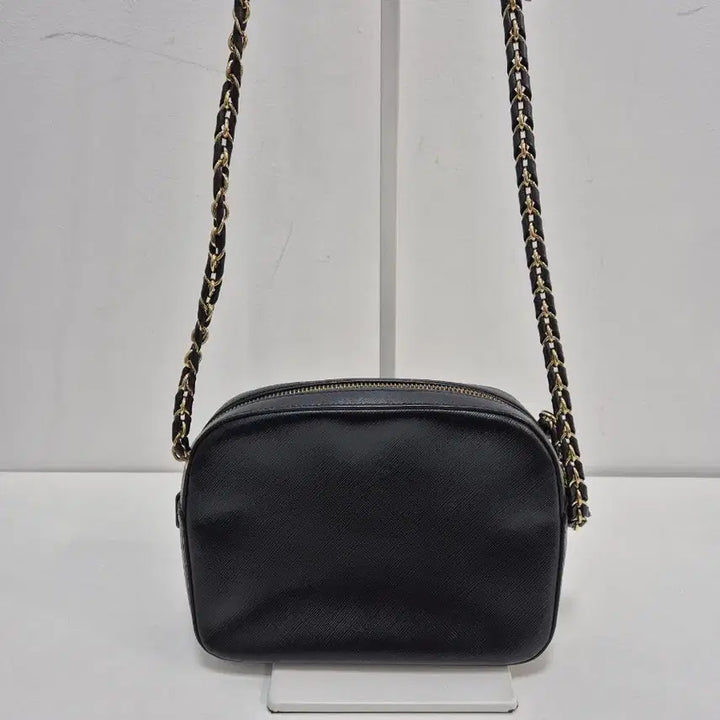 [BUNJANG] Ferragamo Lydia Ribbon Chain Crossbody Bag / 페레가모 리디아 리본 체인 크로스백 21F568