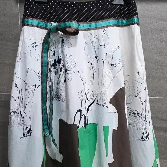 [BUNJANG] MICHAA Printed Ribbon Skirt / MICHAA  미샤 ,  프린트 예쁜  리본 스커트