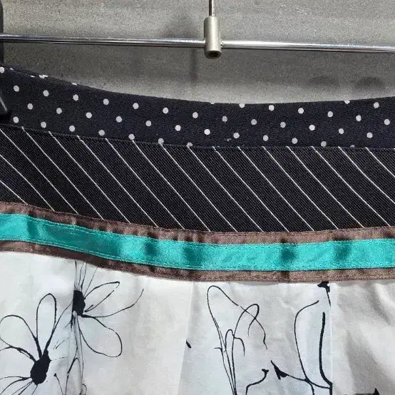 [BUNJANG] MICHAA Printed Ribbon Skirt / MICHAA  미샤 ,  프린트 예쁜  리본 스커트
