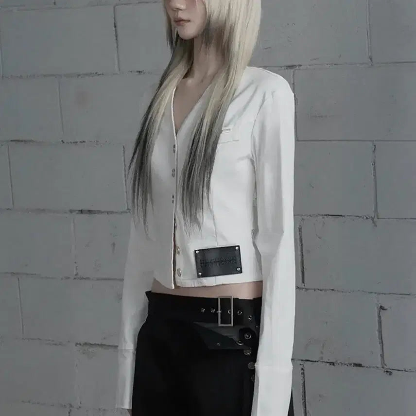 [BUNJANG] EtOsoMe Back Diagonal Eyelet Collarless Shirt / 에트오소메 Back Diagonal Eyelet Collarless