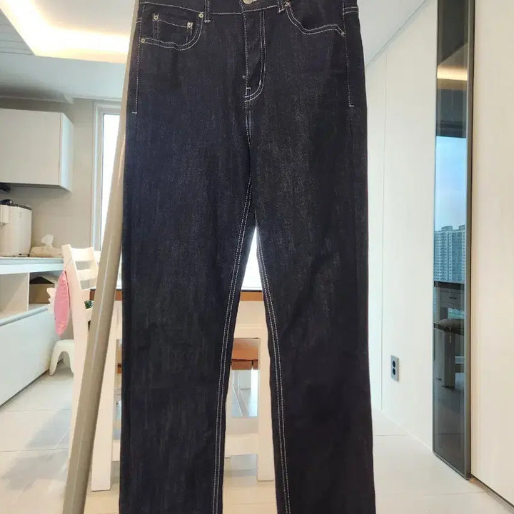 [BUNJANG] Matinkim Slim Straight Jeans / 마뗑킴)청바지26~27