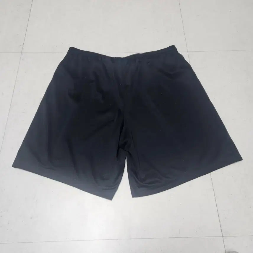 [SOLD OUT] 유니클로 기능성반팔3장(2XL) + 나이키 반바지 새상품(XL)