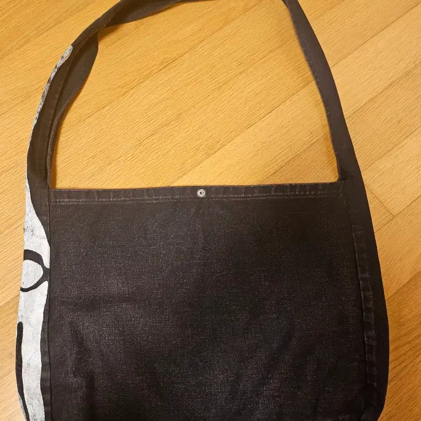 [SOLD OUT] 캐피탈 본북백