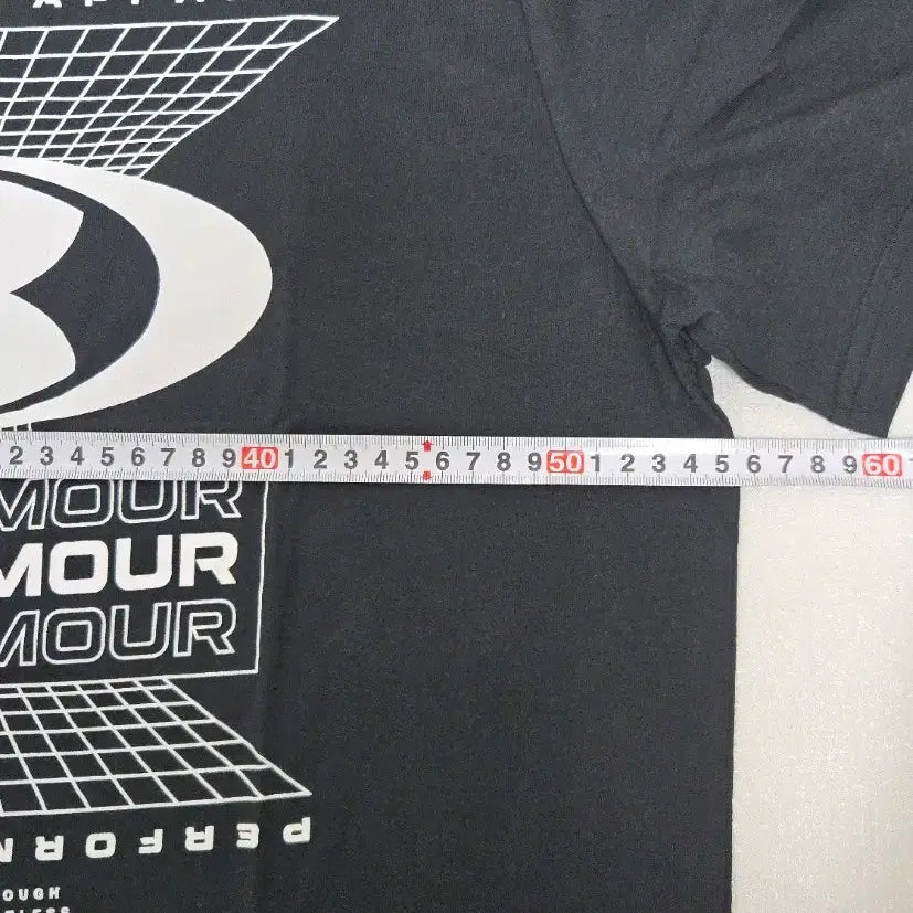 [SOLD OUT] 언더아머 블랙 반팔 티셔츠 XL 새상품