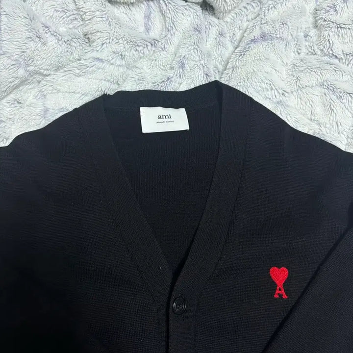 [BUNJANG] AMI Black Heart Cardigan / (새상품) 아미 블랙 하트 가디건 백화점판