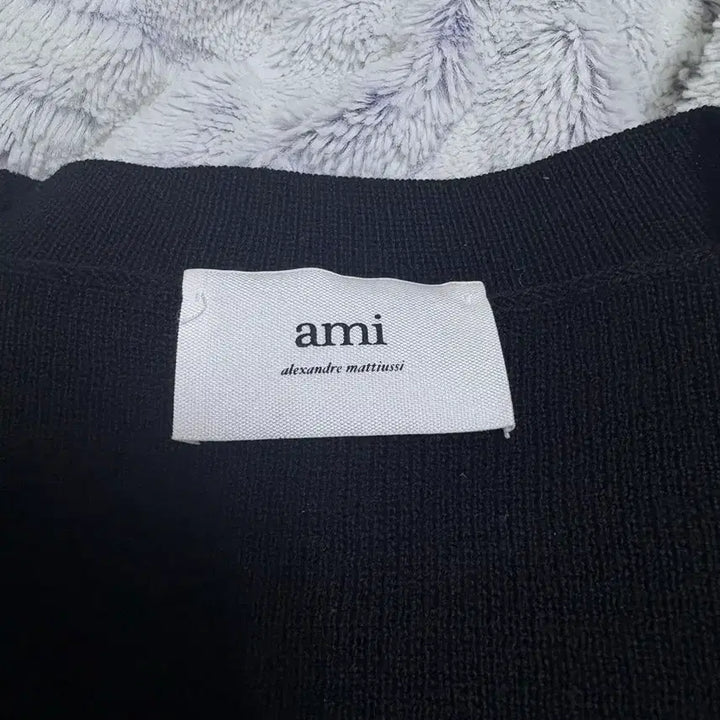 [BUNJANG] AMI Black Heart Cardigan / (새상품) 아미 블랙 하트 가디건 백화점판