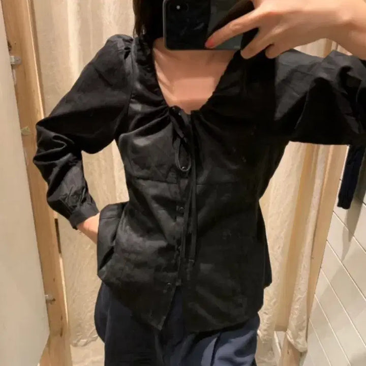 [SOLD OUT] 센느샵 블라우스 블랙색상(새상품)