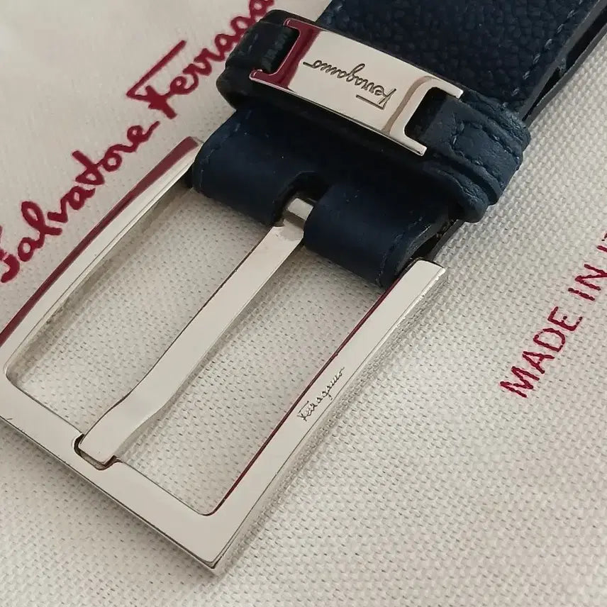 [SOLD OUT] 페라가모 남성 벨트 블루 정품