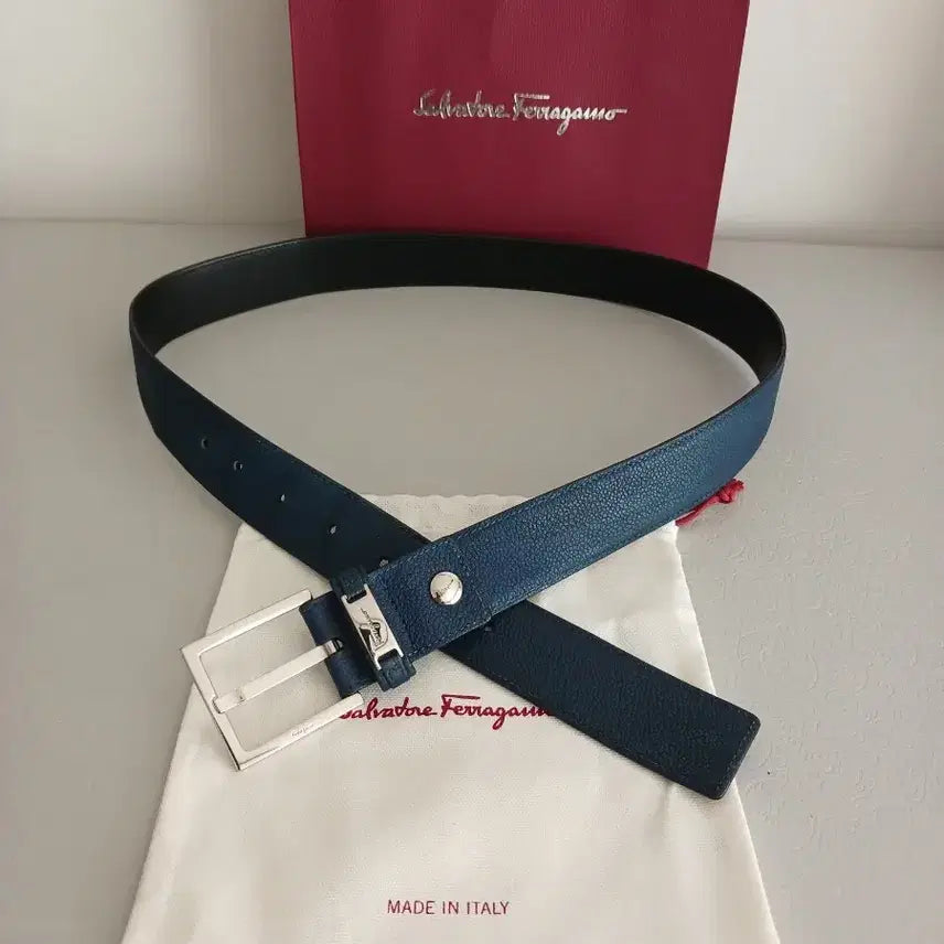 [SOLD OUT] 페라가모 남성 벨트 블루 정품