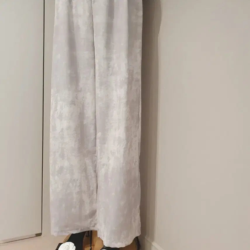 [BUNJANG] Ivory Wide Pants / 아이보리 와이드  팬츠