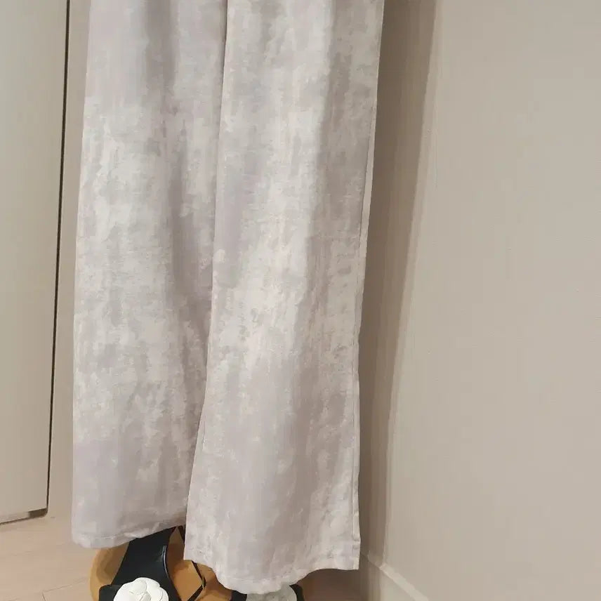 [BUNJANG] Ivory Wide Pants / 아이보리 와이드  팬츠