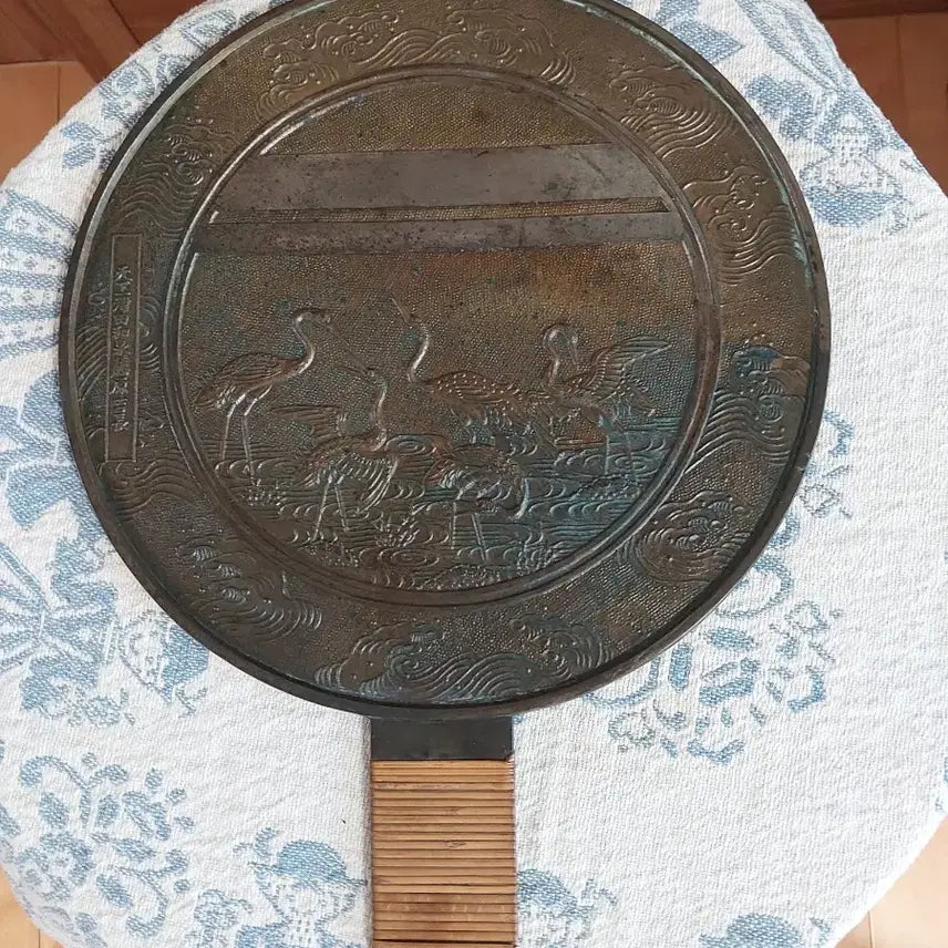 [SOLD OUT] 빈티지 황동 손거울 학 문양(동경)골동품