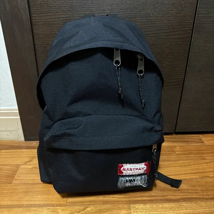 [BUNJANG] Eastpak x MM6 Maison Margiela Reversible Backpack / 이스트팩 x MM6 마르지엘라 리버시블 백팩