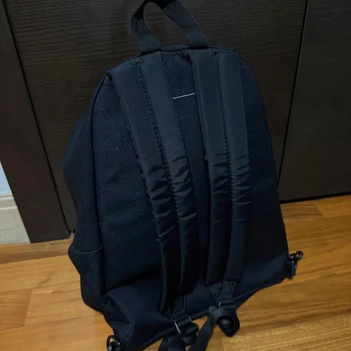 [BUNJANG] Eastpak x MM6 Maison Margiela Reversible Backpack / 이스트팩 x MM6 마르지엘라 리버시블 백팩