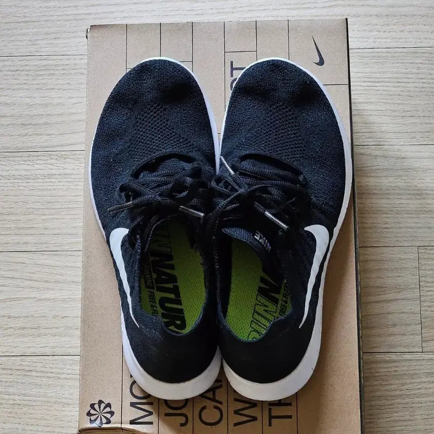 [BUNJANG] Nike Flyknit Running Shoes / 나이키 플라이니트 운동화