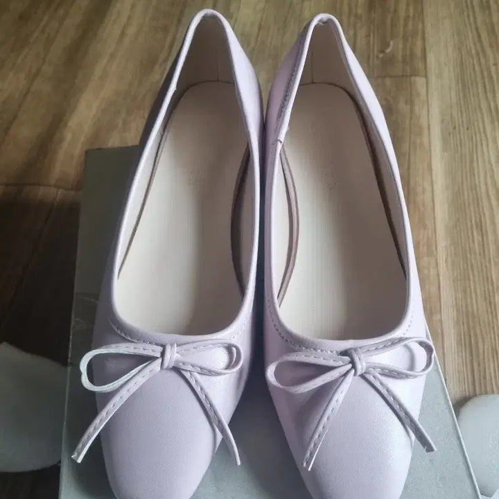 [BUNJANG] Pink Ribbon Flat Shoes / 여성플랫슈즈