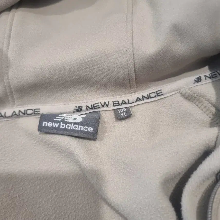[BUNJANG] New Balance Hooded Zip-Up &amp; Jogger Pants Set / 뉴발란스 후드 집업(XL) 및 조거 팬츠(85) 세트