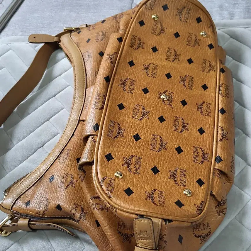 [BUNJANG] MCM Brown Monogram Shoulder Bag / MCM 숄더백 브라운 가방