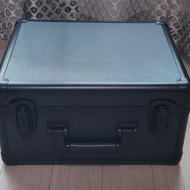 [BUNJANG] Graded Card Display Case - 3 Rows, Aluminum Casing, Lockable / 새상품 PSA BGS BRG 등급카드 3열 보관함