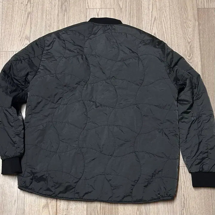 [BUNJANG] Kolon Series Lightweight Quilted Padded Jacket 110 / 코오롱 시리즈 경량 누빔 자켓 패딩 110