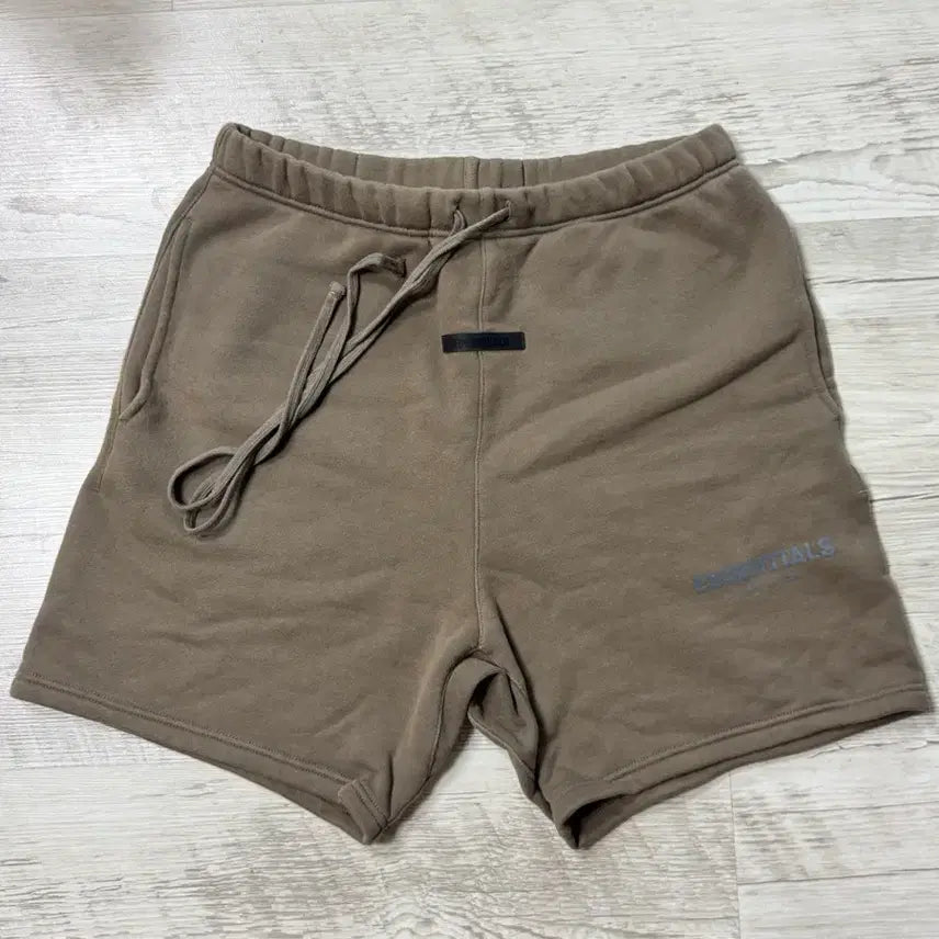 [SOLD OUT] ESSENTIALS 반바지 sweatpants shorts