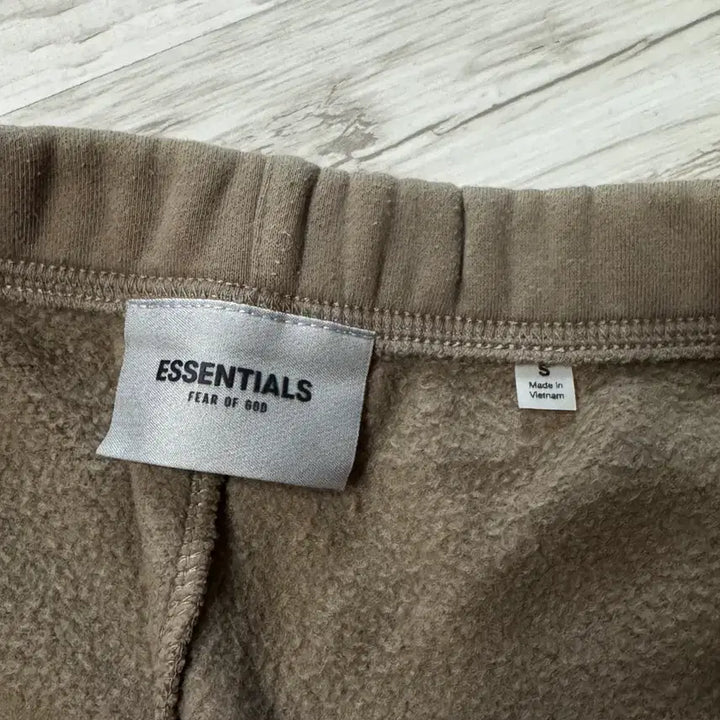 [SOLD OUT] ESSENTIALS 반바지 sweatpants shorts