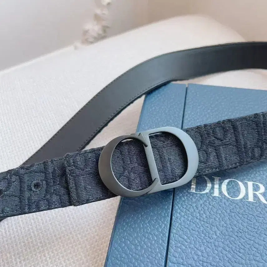 [SOLD OUT] 디올 패션 캐주얼 비즈니스 남성 벨트 95 폭 3.5cm