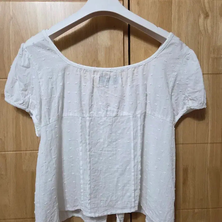 [SOLD OUT] 튜드먼트 도트 퍼프 블라우스 M