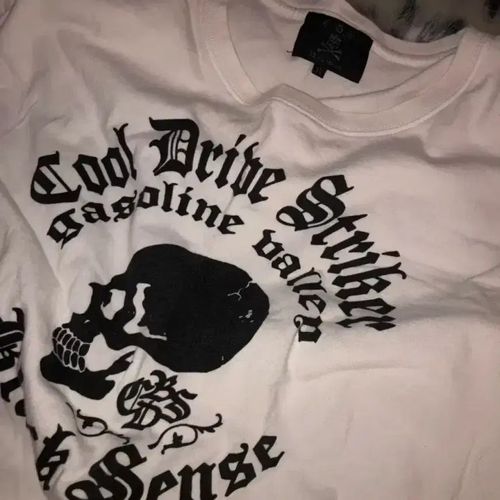 [BUNJANG] Madroses Punk White T-shirt / 매드로즈 펑크 반팔티 판매합니다