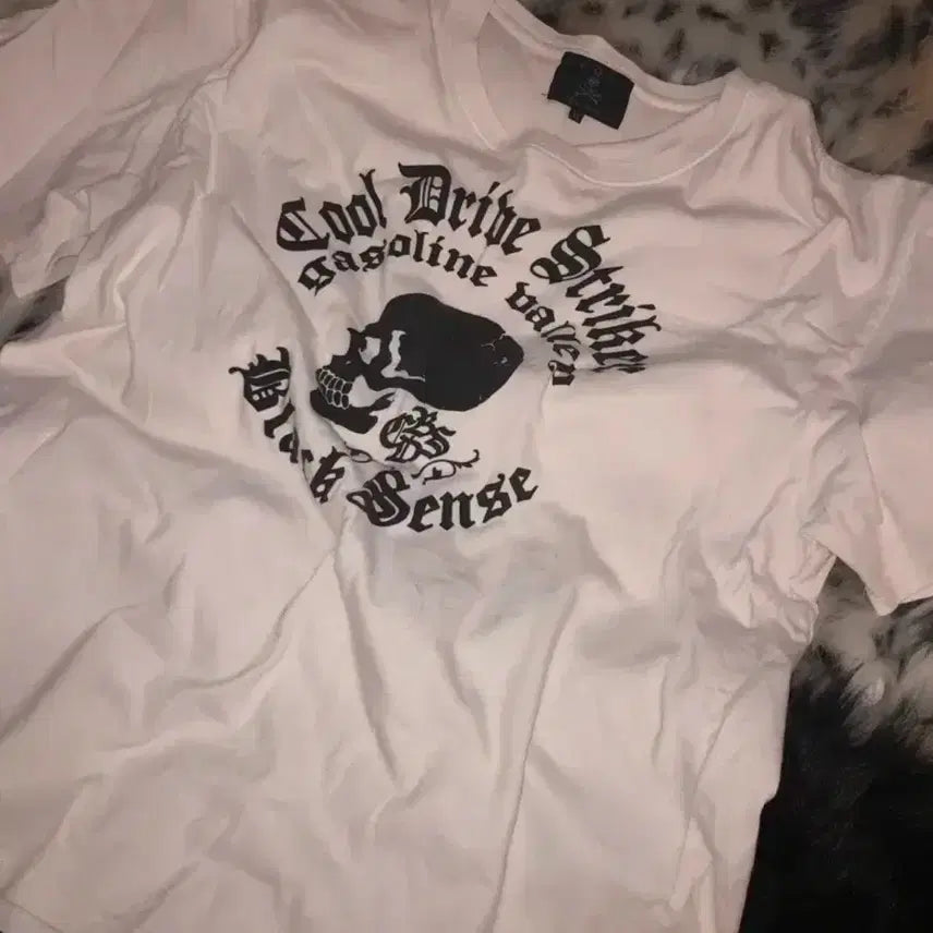 [BUNJANG] Madroses Punk White T-shirt / 매드로즈 펑크 반팔티 판매합니다