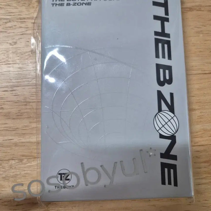 [BUNJANG] The Boyz B-ZONE Fan-Con Postcard Book / (미개봉)더보이즈 B-ZONE 팬콘 엽서북