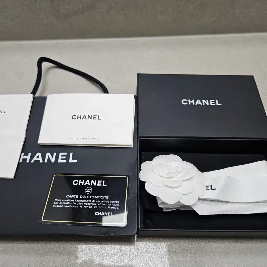 [BUNJANG] Chanel Quilted Card Wallet (Beige) / 샤넬 퀼팅 카드지갑 (베이지)