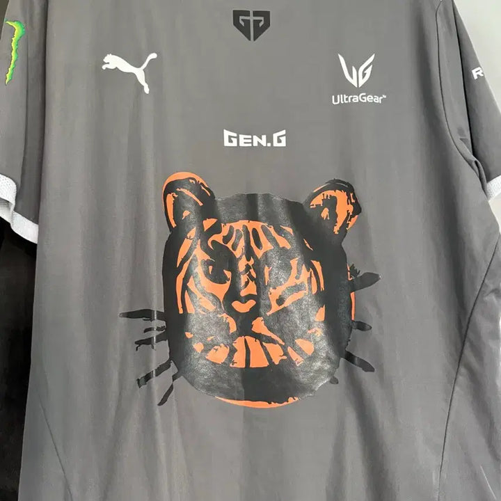 [BUNJANG] Gen.G 2022 Worlds Uniform (Gen.G vs. T1) - L Size / 2022 젠지 롤드컵 유니폼 젠치전 L