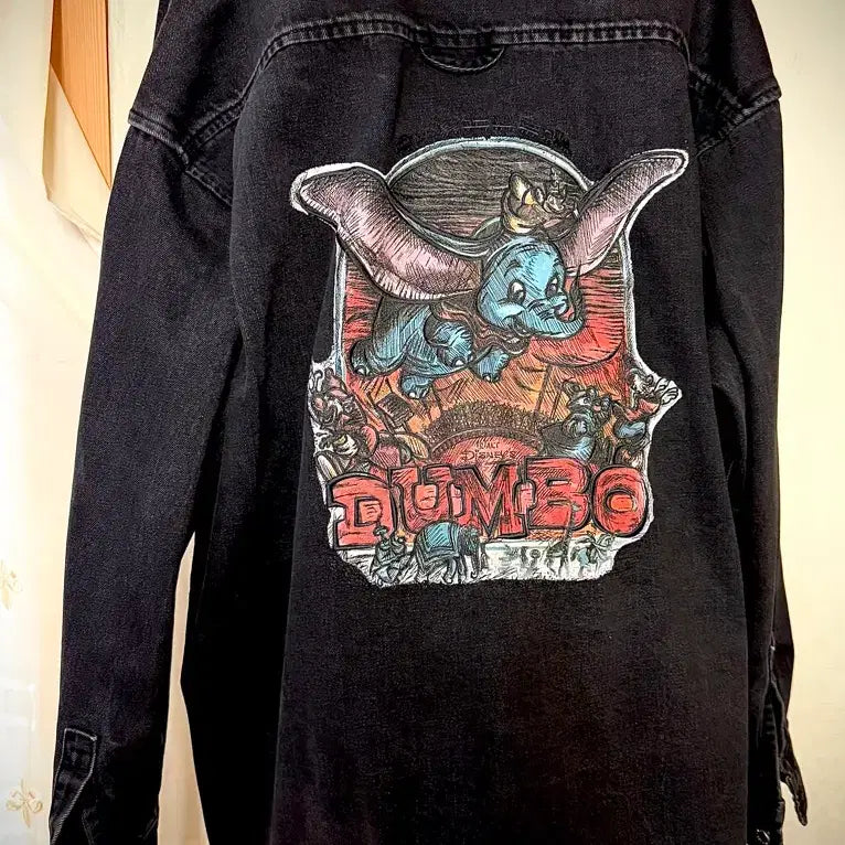 [BUNJANG] Songzio Disney Dumbo Black Denim Jacket / 송지오 디즈니 콜라보 덤보 흑청 자켓 48사이즈