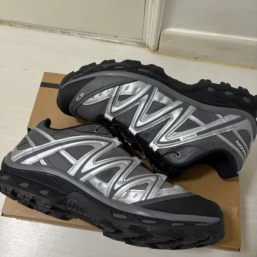 [BUNJANG] Salomon XT-QUEST Stone Hiking Shoes / [290]살로몬 XT-QUEST 스톤 판매합니다.